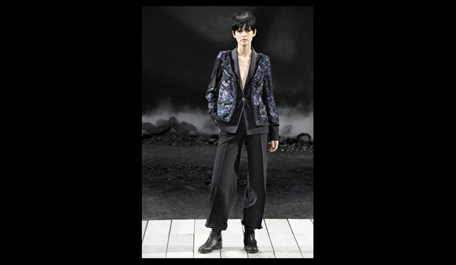 <strong>CHANEL</strong> 2011 Fall/Winter Collection Report ©CHANEL
