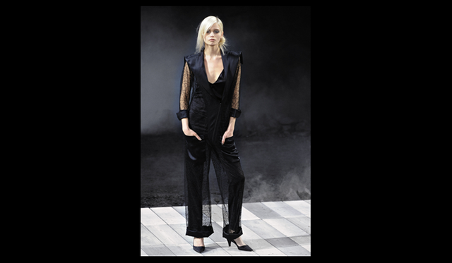 <strong>CHANEL</strong> 2011 Fall/Winter Collection Report ©CHANEL