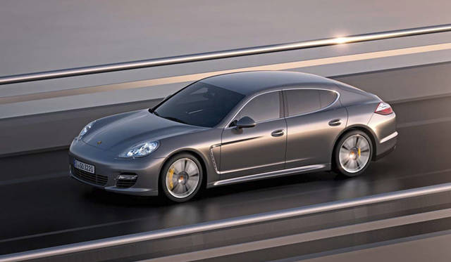 <strong>Porsche Panamera turbo S｜ポルシェ パナメーラ ターボS</strong>