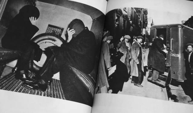 <strong>飯塚ヒデミ写真集コレクション1 Weegee『NAKED CITY』</strong>