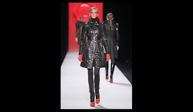 <strong>VIKTOR&ROLF｜ヴィクター＆ロルフ</strong> 2011年秋冬コレクション速報