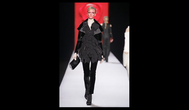 <strong>VIKTOR&ROLF｜ヴィクター＆ロルフ</strong> 2011年秋冬コレクション速報