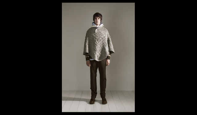 <strong>sacai｜サカイ</strong>　