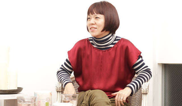 <strong>スピリチュアル対談　vol.12｜Twiggy 松浦美穂</strong>　「昔は、学生服もショルダーパッドを入れて80sふうにしたり、プライベートでは竹の子族まがいのハーレムパンツなんてはいちゃったりしてた（笑）」（松浦さん）