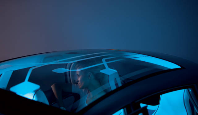 <strong>RENAULT ZOE PREVIEW｜ルノー ZOE プレビュー</strong>