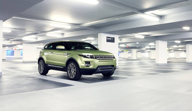 <strong>RANGE ROVER EVOQUE｜レンジローバー イヴォーク</strong>