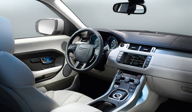 <strong>RANGE ROVER EVOQUE｜レンジローバー イヴォーク</strong>