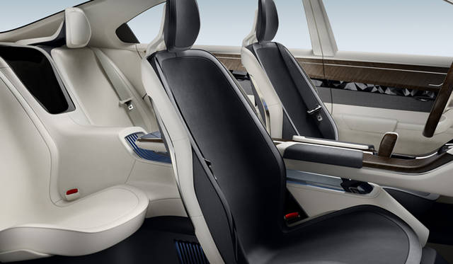 <strong>VOLVO Concept Universe｜ボルボ コンセプト ユニバース</strong>