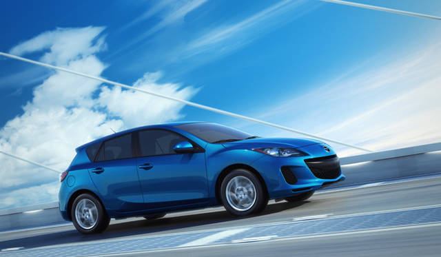 <strong>MAZDA MAZDA3｜マツダ マツダ3</strong>