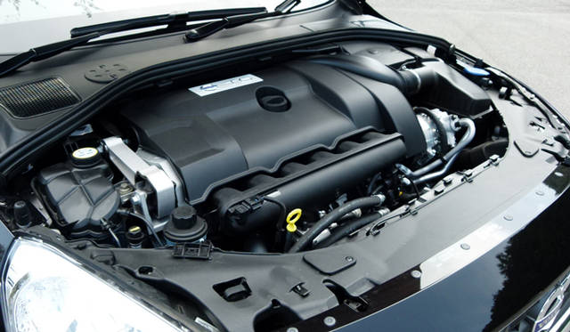 <strong>VOLVO V60 T6 AWD SE｜ボルボ V60 T6 AWD SE</strong>
