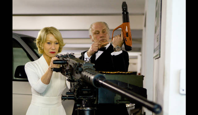MOVIE｜『RED／レッド』ブルーレイ＋DVDセットプレゼント　©2011 Summit Entertainment, LLC. All Rights Reserved.