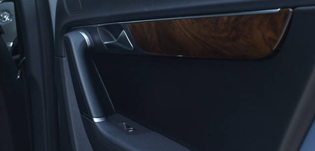 <strong>Volkswagen Passat｜フォルクスワーゲン パサート</strong>