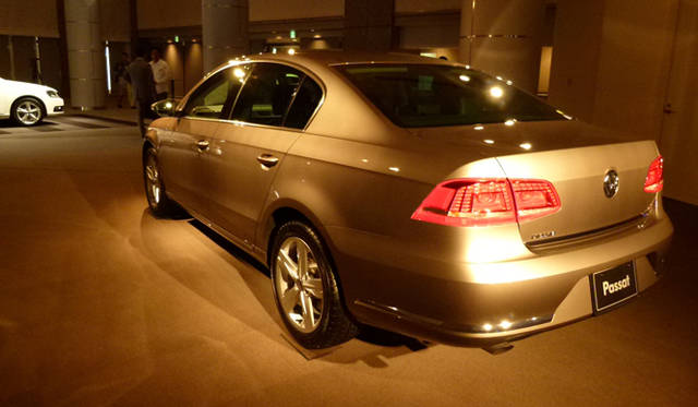 <strong>Volkswagen Passat｜フォルクスワーゲン パサート</strong>　セダン
