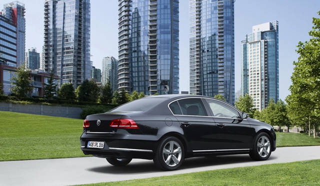 <strong>Volkswagen Passat｜フォルクスワーゲン パサート</strong>　セダン