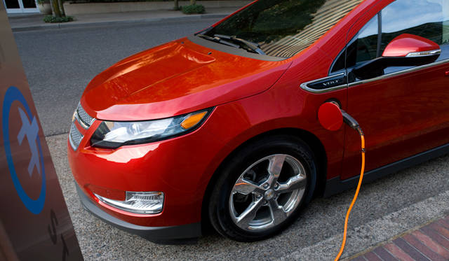 <strong>CHEVROLET VOLT｜シボレー ボルト</strong>