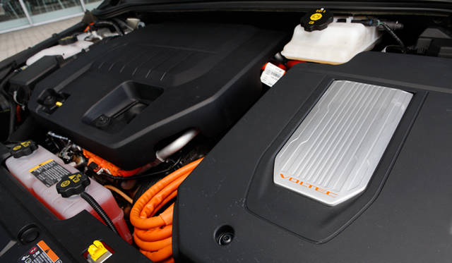 <strong>CHEVROLET VOLT｜シボレー ボルト</strong>