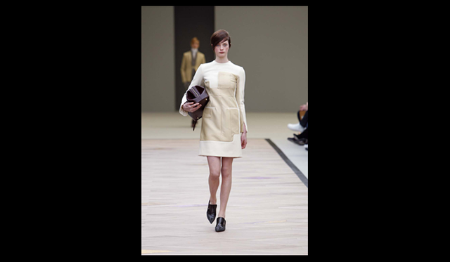 <strong>Céline｜セリーヌ</strong>　 2011年秋冬コレクション速報　©Céline