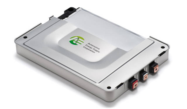 <strong>ELECTRIC DRIVING FOR SMART CITY｜日産 リーフ編</strong>　リチウムイオンバッテリー