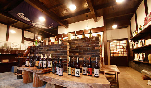 <strong>Wajo Waraku | Sakeno Mise Hayashi</strong> Fukui Prefecture, Echizen City, 'Sakeno Mise Hayashi'