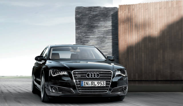 <strong>Audi A8 L W12 quattro｜アウディ A8 L W12 クワトロ</strong>