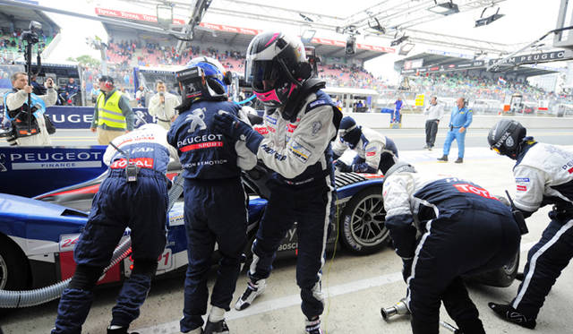 <strong>24 heures du Mans 2011｜ル・マン 24時間耐久レース 2011</strong>　プジョー