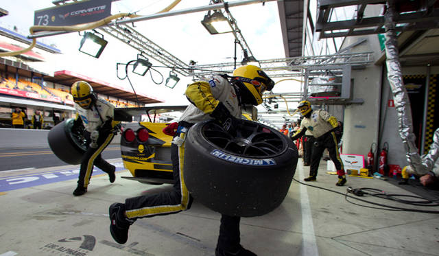 <strong>24 heures du Mans 2011｜ル・マン 24時間耐久レース 2011</strong>　シボレー