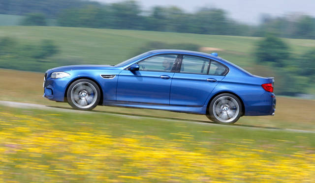 <strong>BMW M5｜ビー・エム・ダブリュー M5</strong>