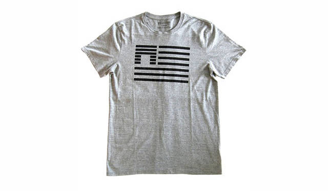 <strong>MATUSE｜マティウス</strong>　プリントTシャツ「MATUSE FLAG」5985円