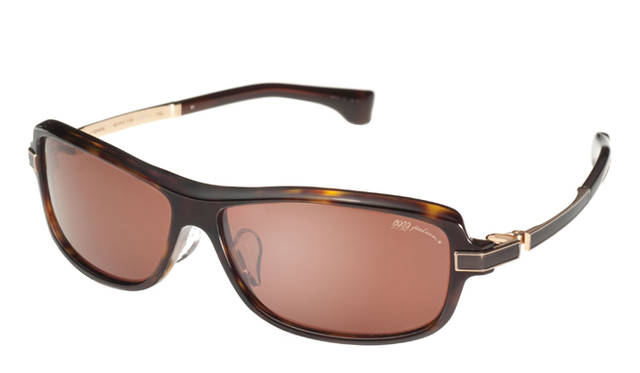 <strong>999.9 feelsun｜フォーナインズ・フィールサン</strong>　F-02NPM　col.5011。4万5150円