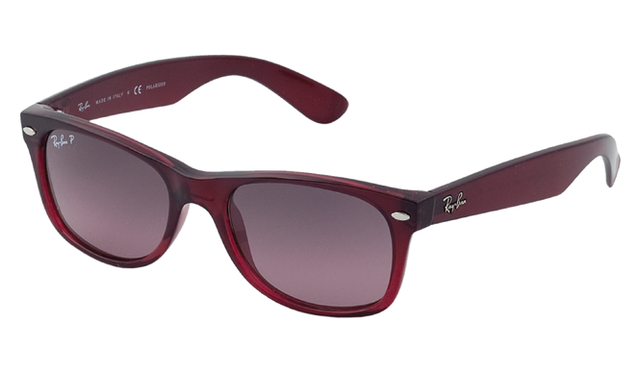 <strong>Ray-Ban｜レイバン</strong>　NEW WAYFARER　偏光サングラス　2万8350円