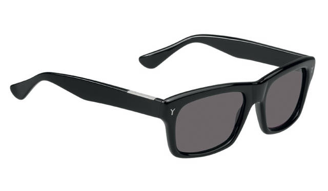 <strong>YVES SAINT LAURENT</strong> ¥31,500