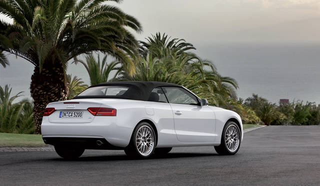 <strong>Audi A5｜アウディ A5</strong>　カブリオレ