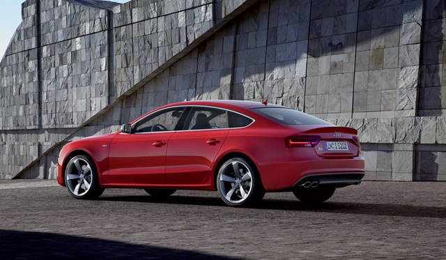 <strong>Audi S5｜アウディ S5</strong>　スポーツバック