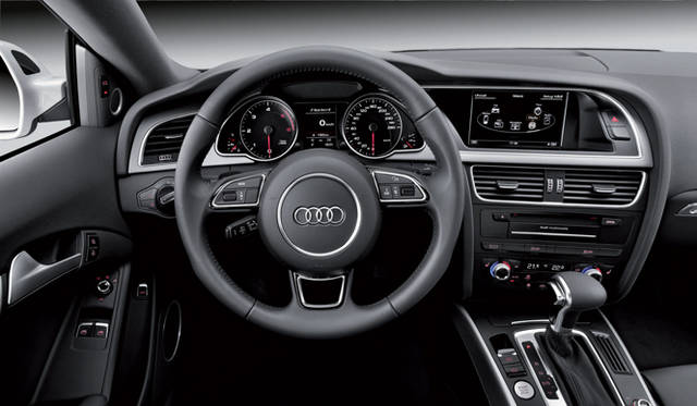 <strong>Audi A5｜アウディ A5</strong>