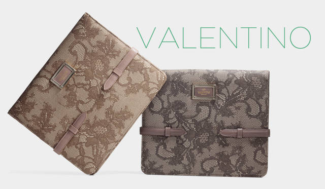 <strong>特集｜ファッションブランドから届いたiPad、タブレットケースを 一挙紹介 ！</strong><br />VALENTINO GARAVANI｜ヴァレンティノ ガラヴァーニ　各5万400円（iPad専用） （ヴァレンティノ インフォメーションデスク　Tel. 03-3263-6501）