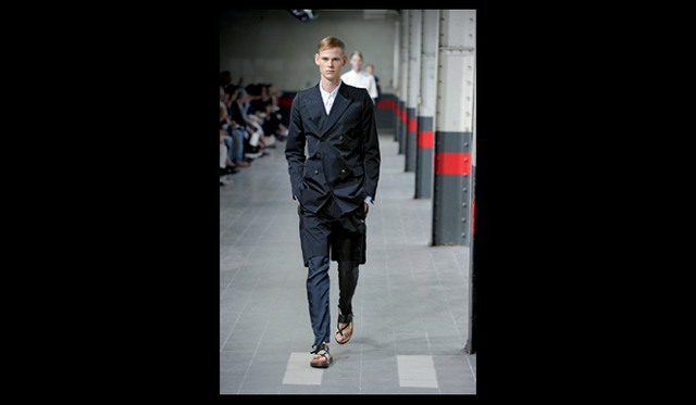 <strong>DRIES VAN NOTEN｜ドリス ヴァン ノッテン</strong>　