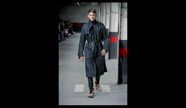 <strong>DRIES VAN NOTEN｜ドリス ヴァン ノッテン</strong>　