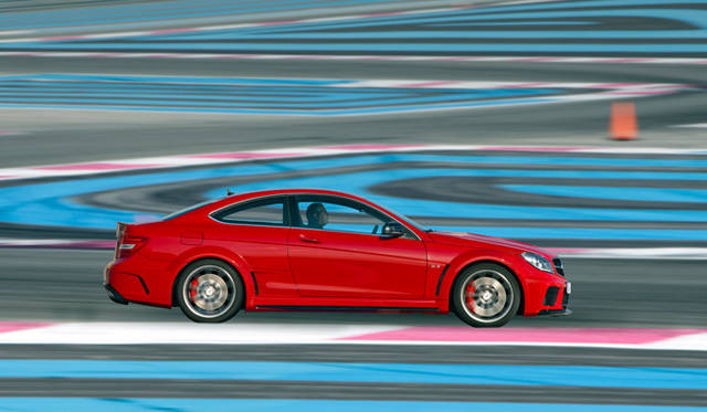 <strong>Mercedes-Benz C 63 AMG Coupe Black Series｜メルセデス・ベンツ C 63 AMG クーペ ブラックシリーズ</strong>