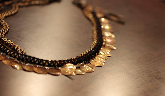 <strong>LITAMUSCA</strong>: "Essentially, all finishing is done by hand. I want them to feel as warm as possible."