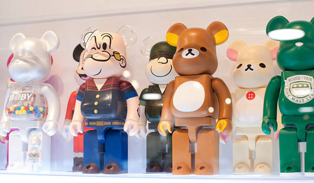 <strong>MEDICOM TOY｜メディコム・トイ</strong>　「BE@RBRICK 400％」新作