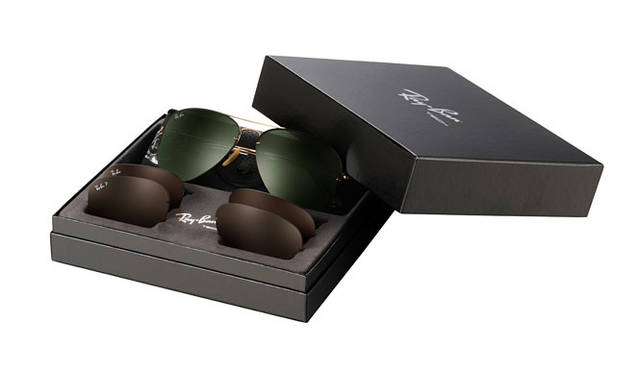 <strong>Ray-Ban｜レイバン</strong>　RB3460「LIGHT RAY」3万7800円（専用BOX付き）