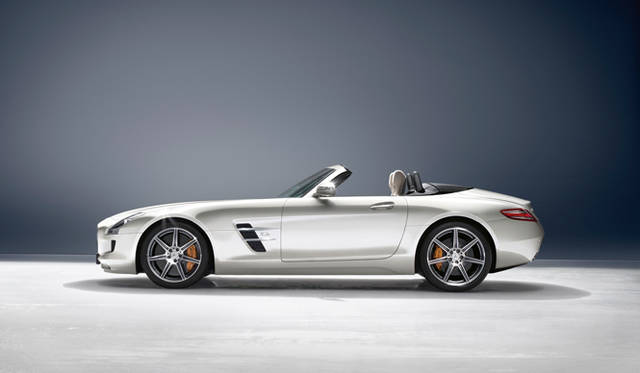 <strong>Mercedes-Benz｜メルセデス・ベンツ ぺブルビーチ・コンコルソ・デレガンス 2011</strong>