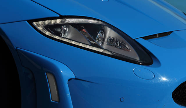<strong>Jaguar XKR-S｜ジャガー XKR-S</strong>