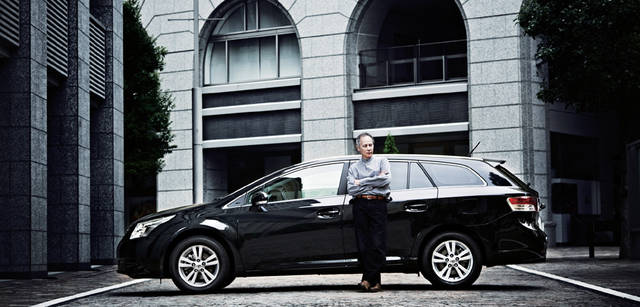 <strong>Toyota Avensis｜トヨタ アベンシス</strong>
