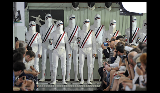 <strong>MONCLER GAMME BLEU｜モンクレール ガム・ブルー</strong>　