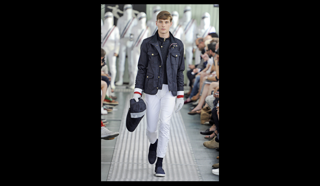 <strong>MONCLER GAMME BLEU｜モンクレール ガム・ブルー</strong>　