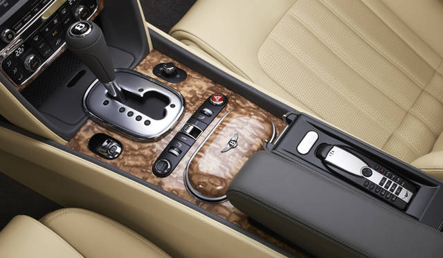 <strong>BENTLEY CONTINENTAL GTC│ベントレー コンチネンタル GTC</strong>