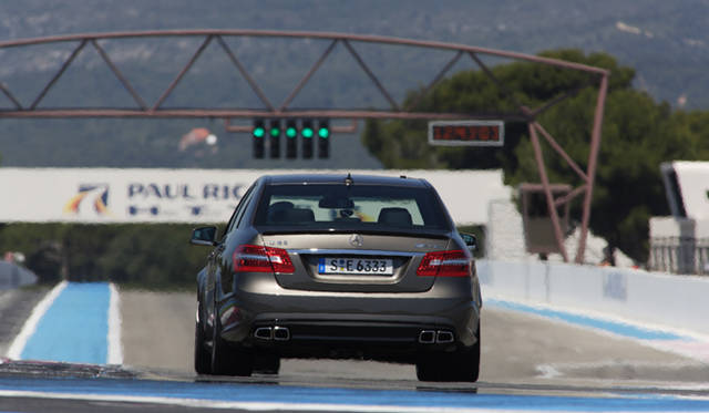 <strong>Mercedes-Benz E 63 AMG｜メルセデス・ベンツ E 63 AMG</strong>　