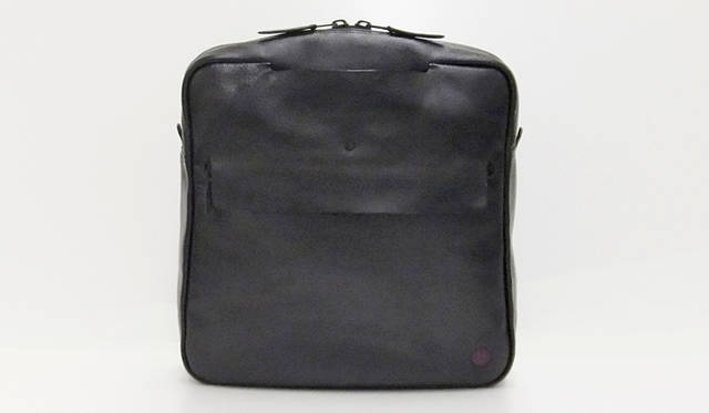 <strong>HIKARU MATSUMURA THE UNIQUE-BAG｜ヒカル マツムラ ザ ユニークバッグ</strong>　T-SERIES LARGE 4万5150円（H350×W350×D1100mm）