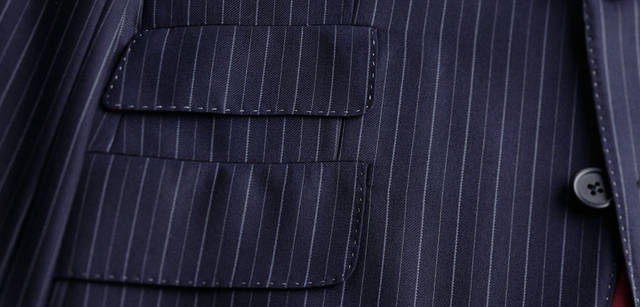 <strong>Paul Smith｜ポール・スミス</strong>　スーツ8万9250円（ポール・スミス ロンドン）